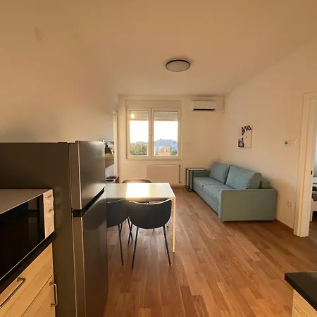 Lägenhet Helsinki Novi Sad